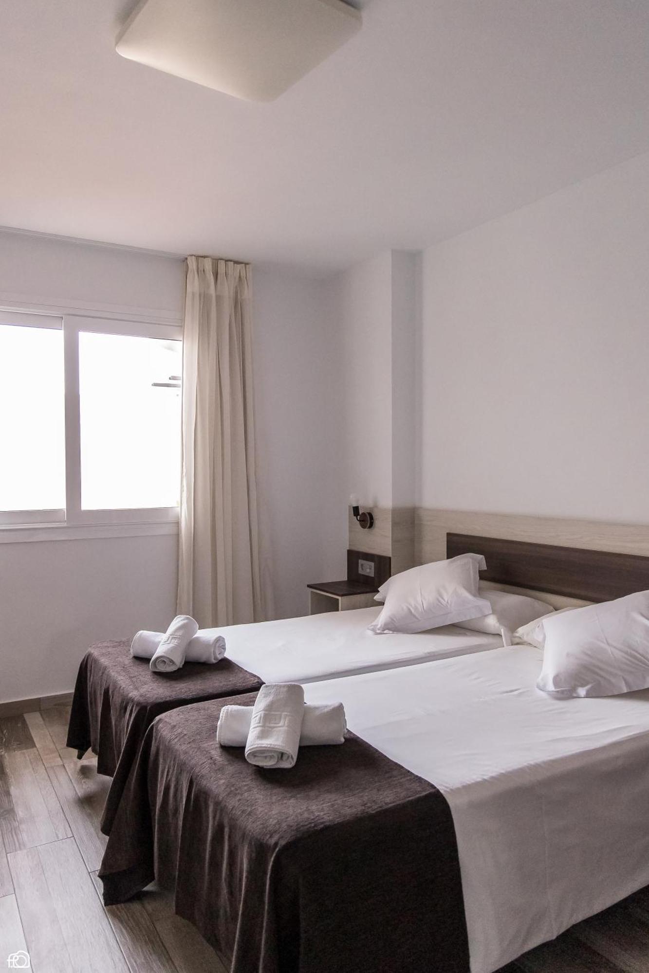 Meson Hostal La Cabana Medellín Extérieur photo