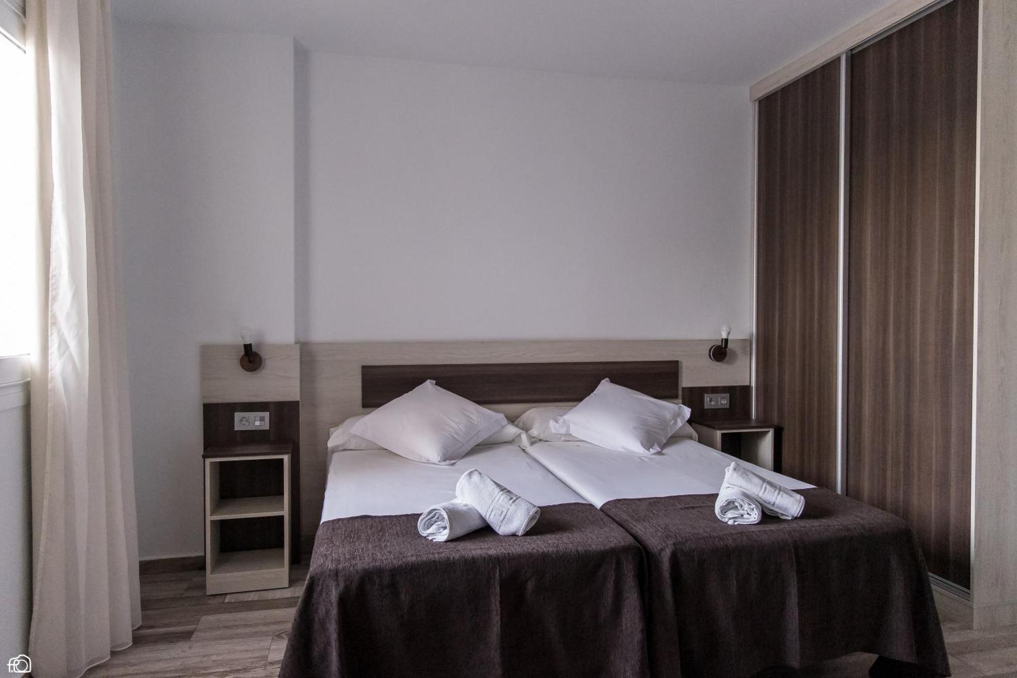 Meson Hostal La Cabana Medellín Extérieur photo